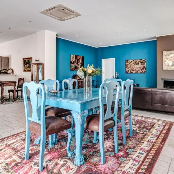 Villa Intemella、Kompítsionのホテル