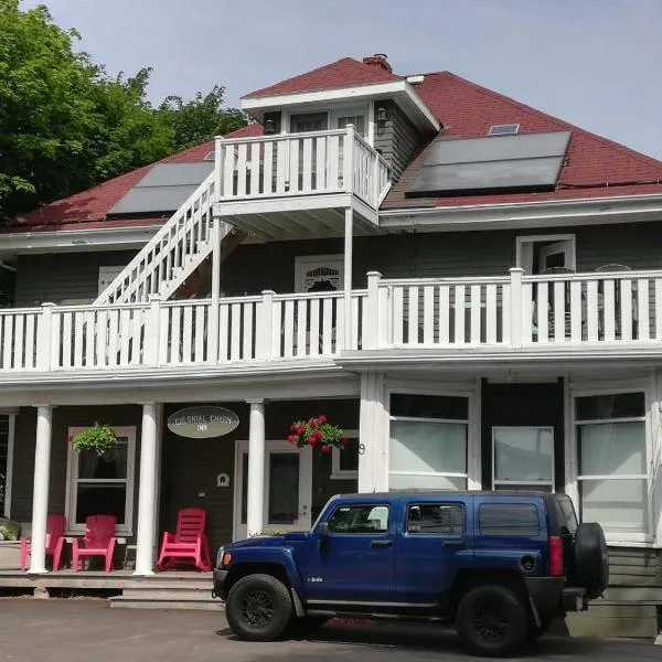 Colonial Charm Inn Bed & Breakfast, hotel v destinaci Charlottetown
