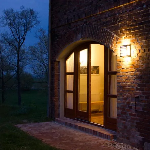 An den Elbwiesen GZ FeWo Elbeblick Nur Nichtraucher, hotel v destinaci Greudnitz