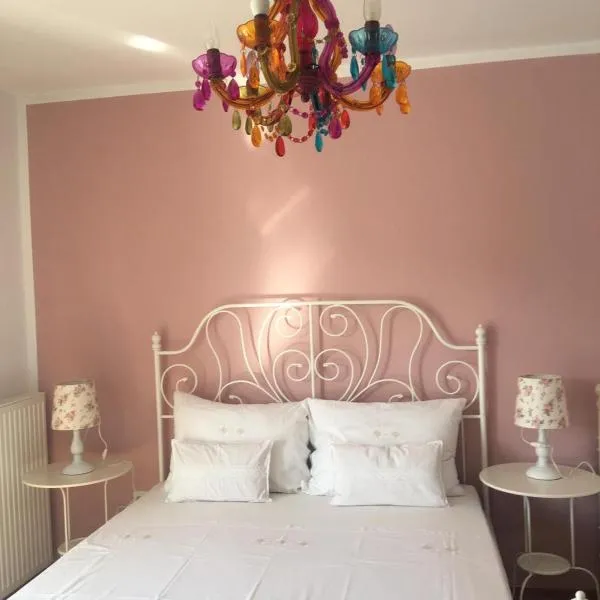 Haus Grace, hotel u Kaštelima