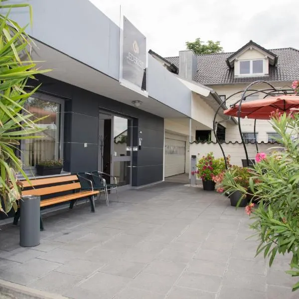 Pension Jederzeit, hotel in Wallersdorf