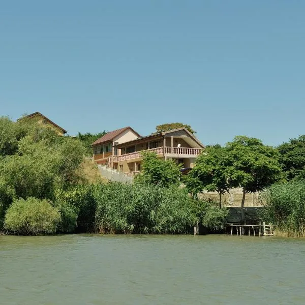 La Cupric, hotel in Sarichioi