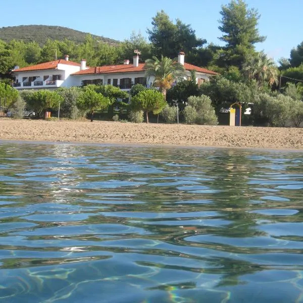 Pension Nikos, hotel v destinaci Psakoudia