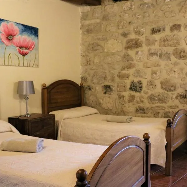 Albergue El Puntido, hotel i Olmillos de Sasamón