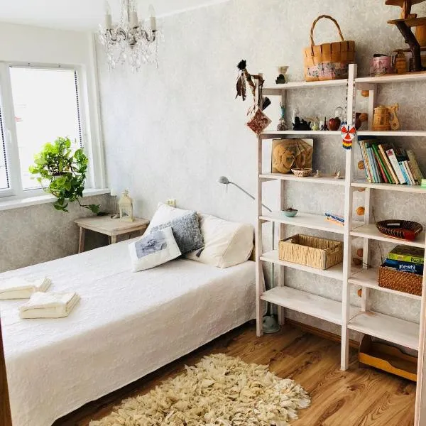 Wind Rose apartment, hotel v destinaci Kuressaare
