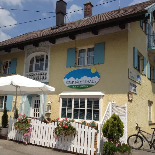 Dreimäderlhaus Rieden, hotel v destinaci Rieden