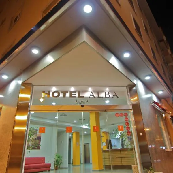 Hotel Alba, hotel v destinaci Puzol