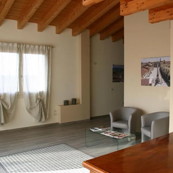Via Venezia Accomodating Solutions, hotel v destinaci Lonigo