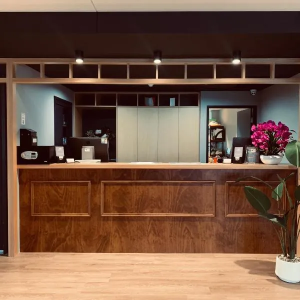Woodroffe Hotel, hotel a Gold Coast
