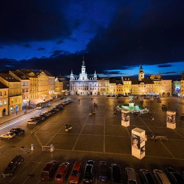 Grandhotel Zvon, hotel in Hrdějovice