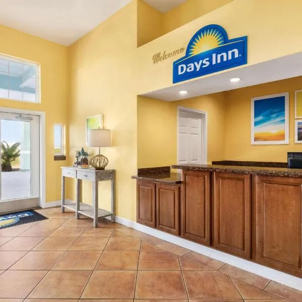 Days Inn by Wyndham Port Aransas TX، فندق في ميناء أرانساس