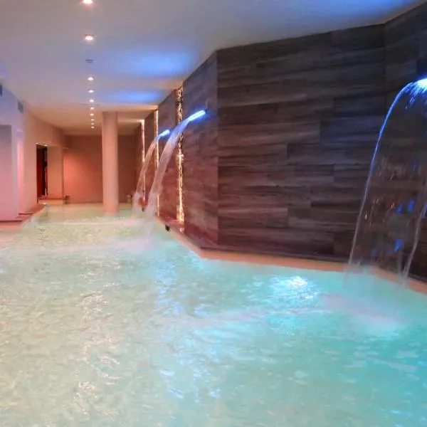 ホテル コロンビア ウェルネス＆スパ（Hotel Columbia Wellness & Spa）、モンテカティーニ・テルメのホテル