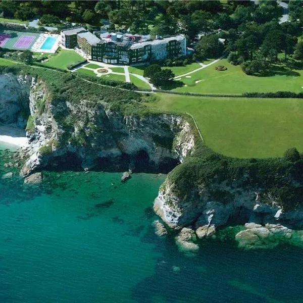The Carlyon Bay Hotel and Spa, hotel in Lostwithiel