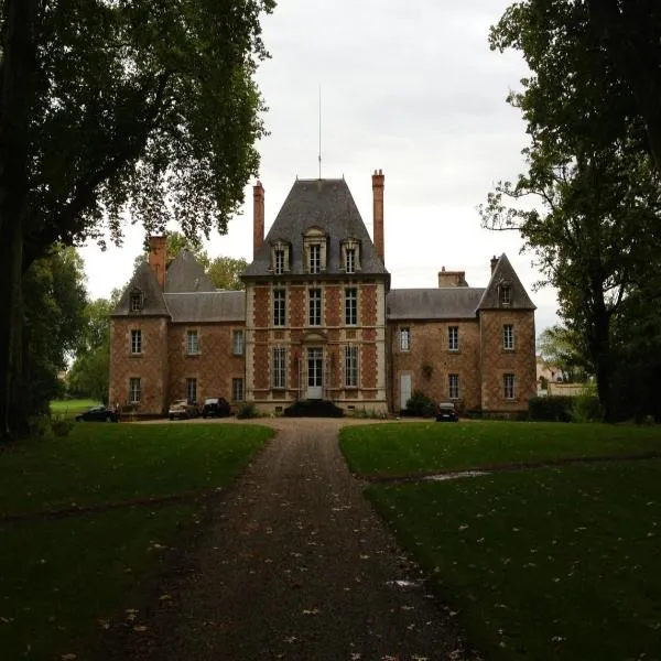 Château de Villars, hotel em Villeneuve-sur-Allier