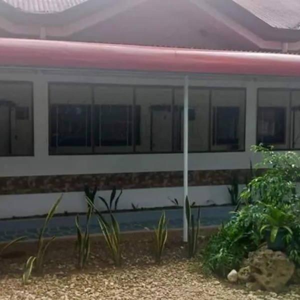Johann Ritz Place, hotel v destinaci Dumanjug