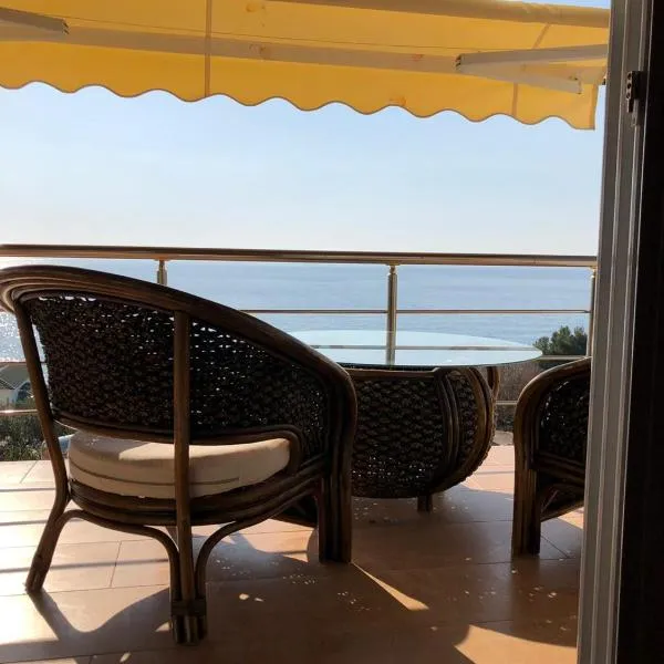 Bella Vista, hotel in Borsh