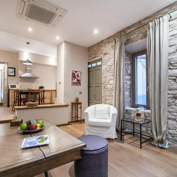1897 Heritage house 5mins Pythagorio-sea-airport, hotel i Samos