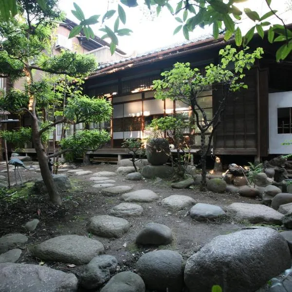 Guesthouse toco, hotel v Tokiu