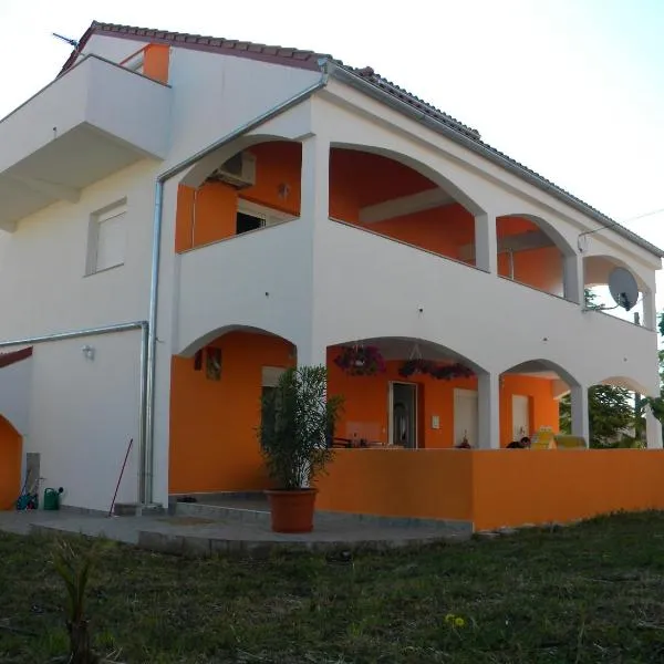 APARTMANI LIVK, hotel Debeljakban