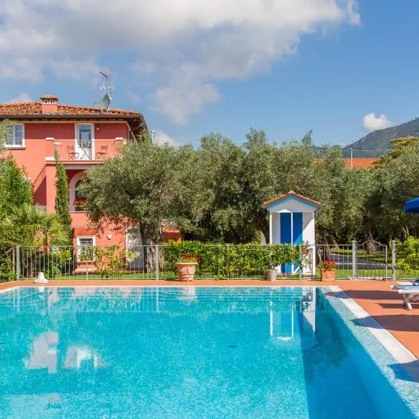 Case Rosse Suite – hotel w mieście Seravezza