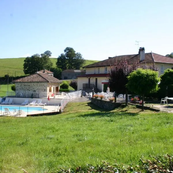 Le Ranfort Chambres d'Hôtes: Calviac şehrinde bir otel