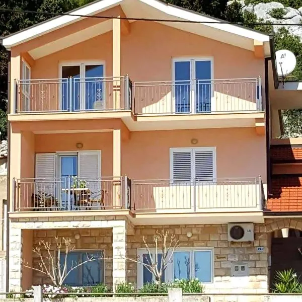 Apartman Roza, hotel v destinácii Ploče