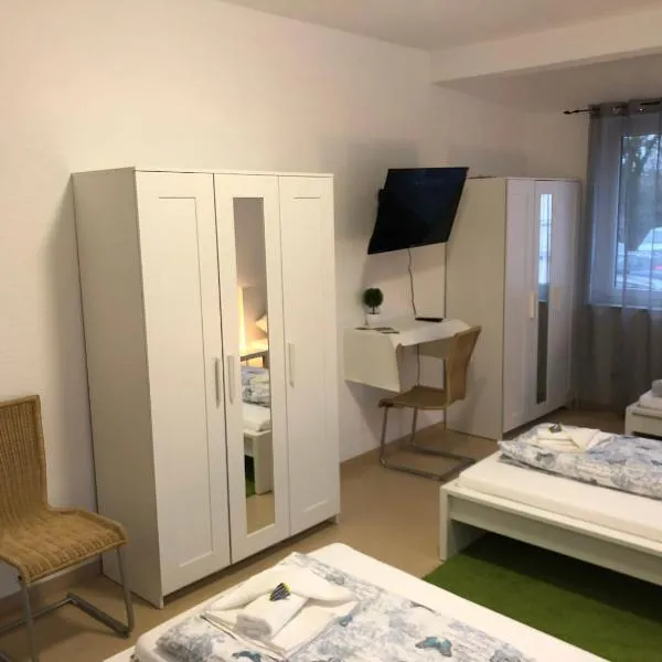 Pension Laatzen, hotel en Hannover