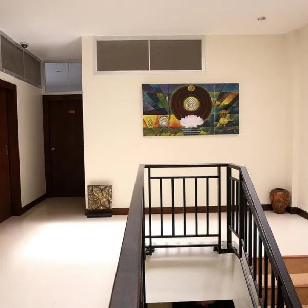 Lub Sbuy Hostel photo 2