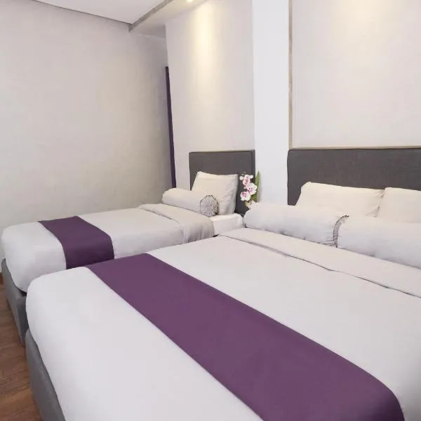 Axiaa Hotel, hotell i Manila