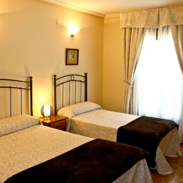 Hostal Alcántara, hotell sihtkohas Ávila