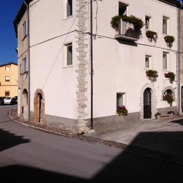 L'angolo fiorito, hotel en Castelpetroso