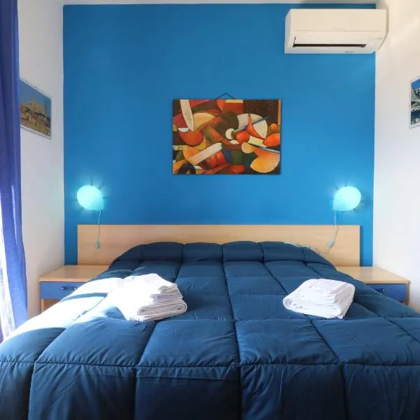 B&B Spiaggia di Ponente، فندق في شيكلي