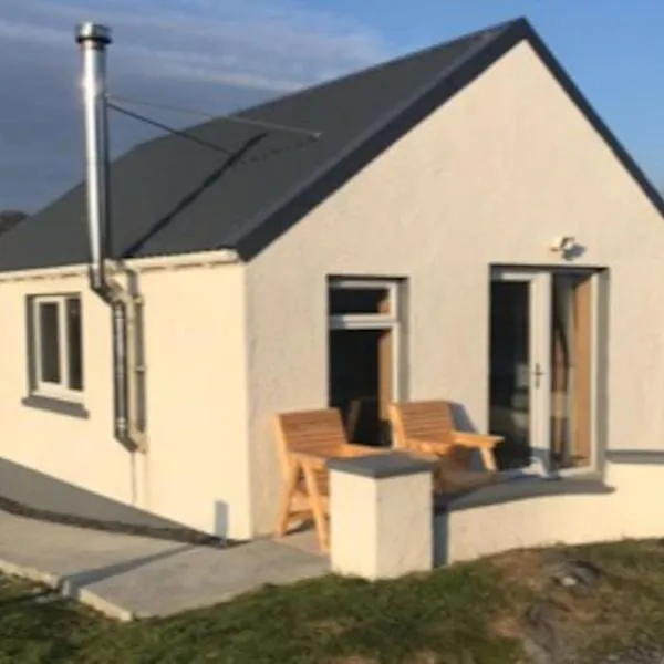 The Chalet, 444 North Lochboisdale, hotel a Eriskay