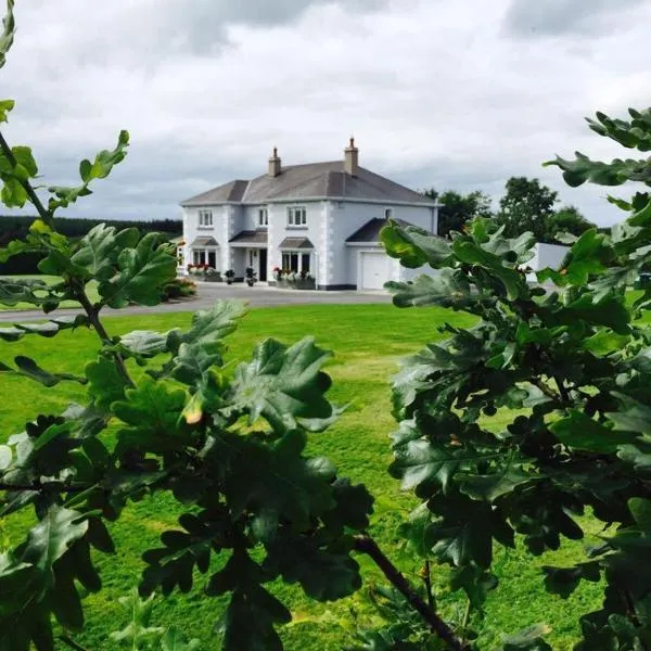 Colmán House, hotel in Garraunnatooha