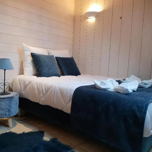 La Baie des Voiles 3 chambres 4 à 6 personnes au bord du lac plage privée, hotel v destinaci Duingt