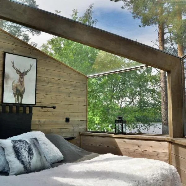 Revontuli Resort Glass Igloos, hotel v destinaci Hankasalmi