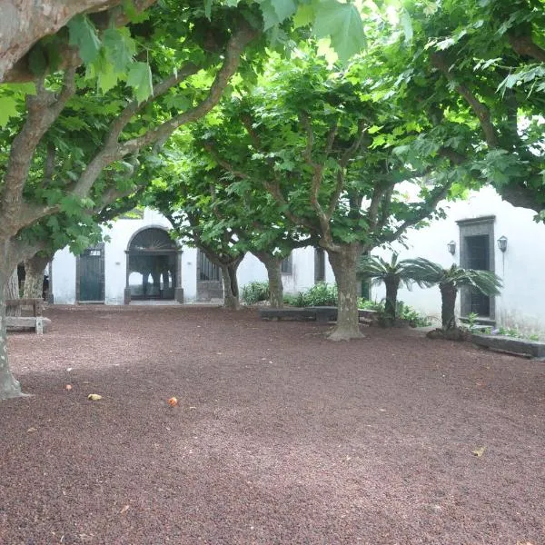 Convento de São Francisco, hotel in Vila Franca do Campo