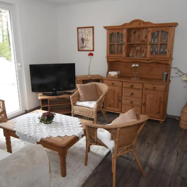 Ferienhaus kleine Villa, hotel v destinaci Marschkamp