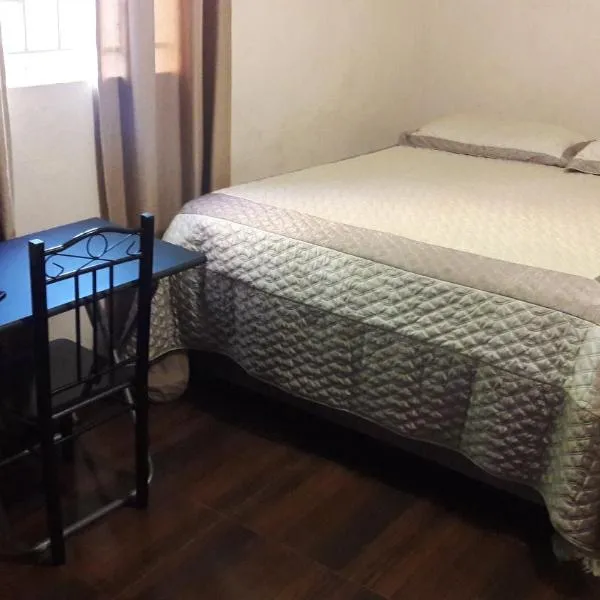 Furnished self catering cottage, hotel in Lusaka