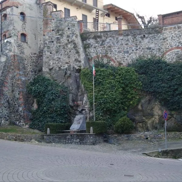 B&B sotto le mura, hotel v destinaci Pavone Canavese
