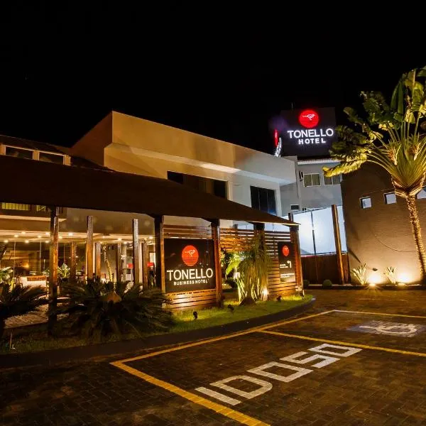 Tonello Business Hotel, hotel v destinaci Campo Mourão