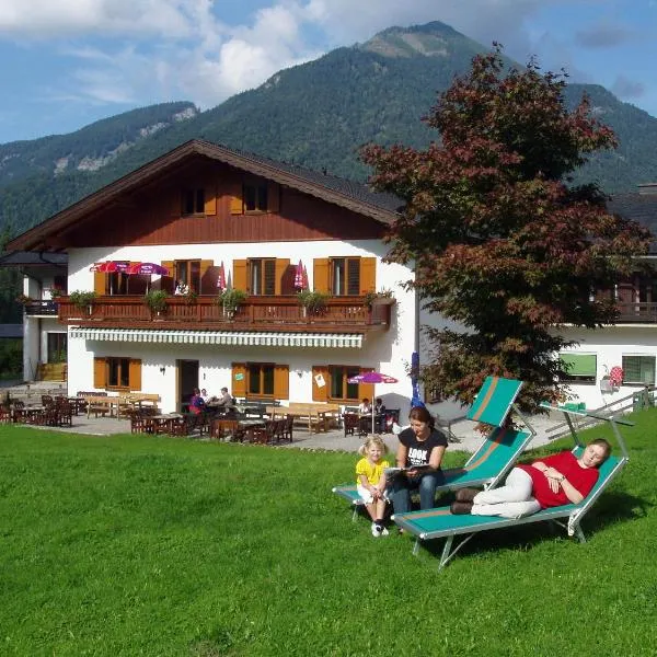 Hotel Garni Pension zur Wacht, hotel a Strobl