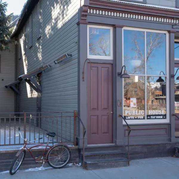 Public House Lofts, hotel a Mount Crested Butte