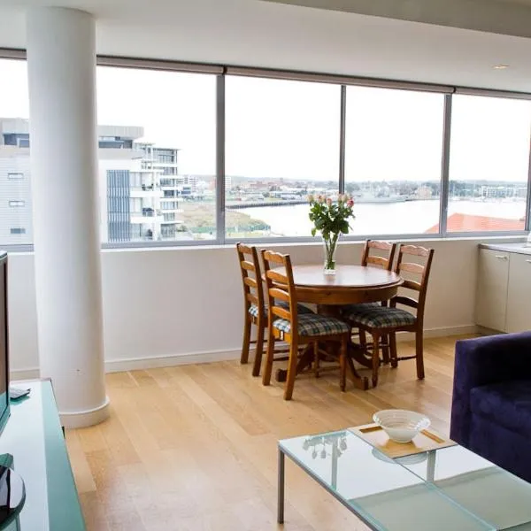 Honeysuckle Executive Suites, hotel in Newcastle