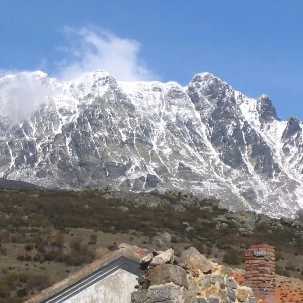 Hostal Asador La Montaña, hotel Triollóban