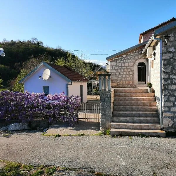 리예카 츠르노예비차에 위치한 호텔 Rustic village