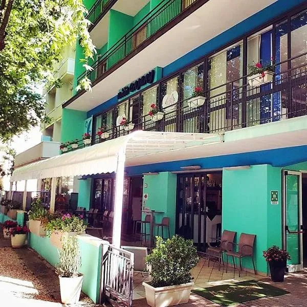 Hotel Camay, hotel v destinaci Cesenatico