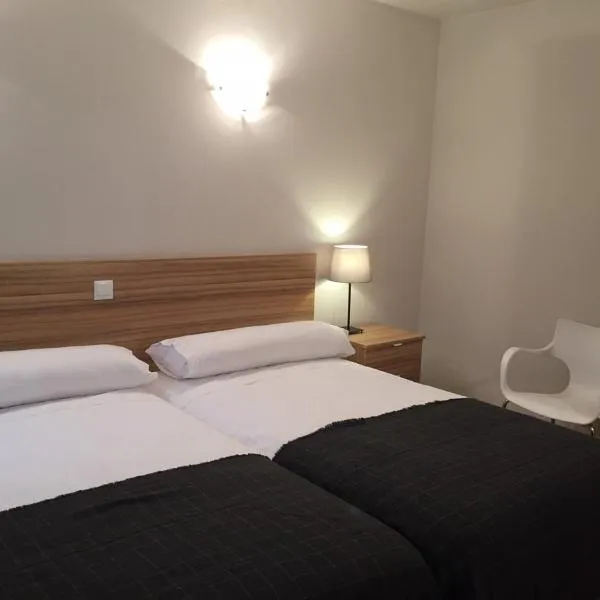 Apartamentos La Solana, hotel v destinaci Potes