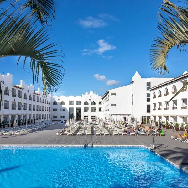 Mac Puerto Marina Benalmádena, hotel en Benalmádena
