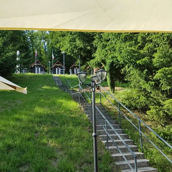 Olivin Kytlice Hiker Huts, hotel di Kytlice